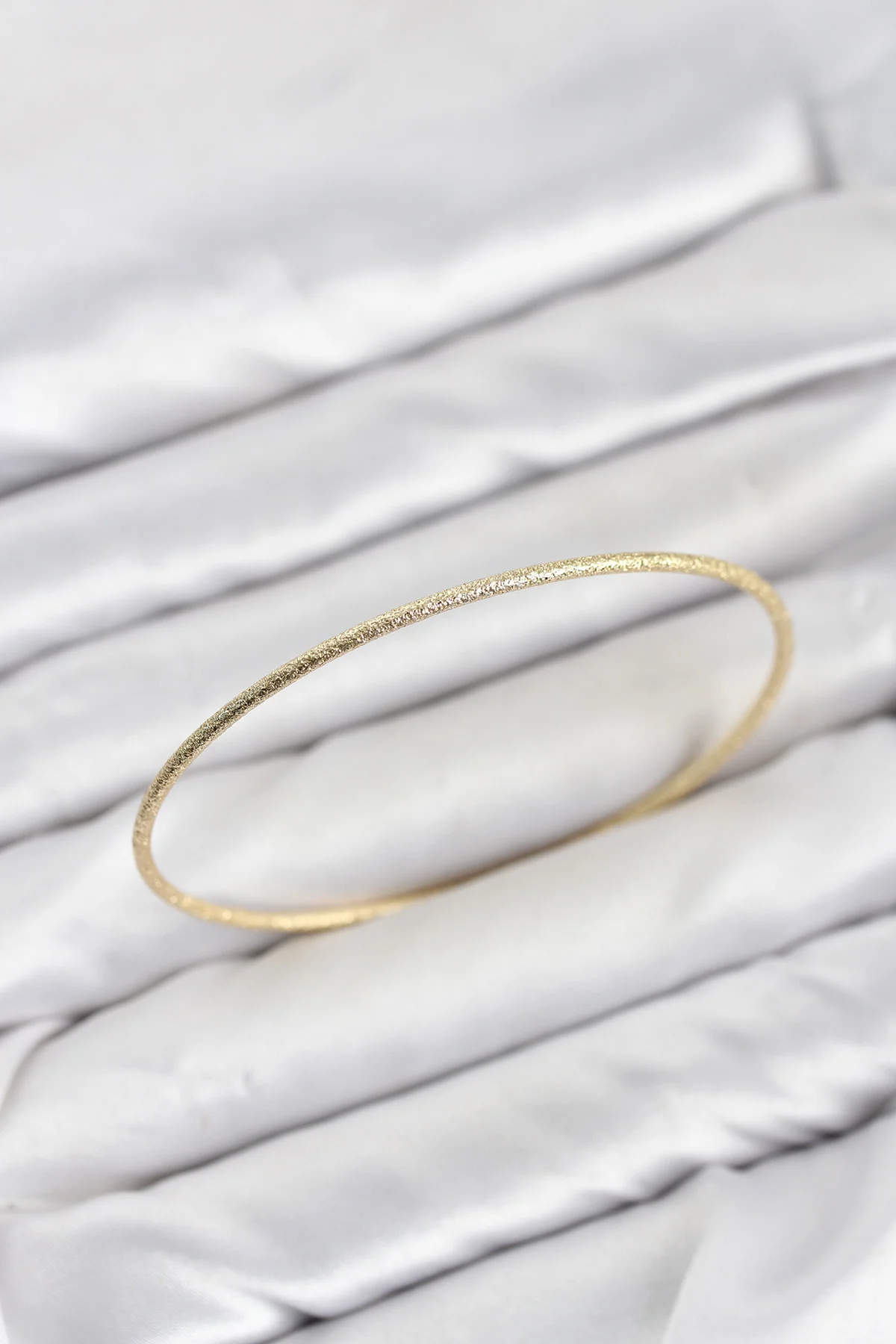 Tegan CM Gold Renk Simli Model 65 mm Bilezik TG27BB8618