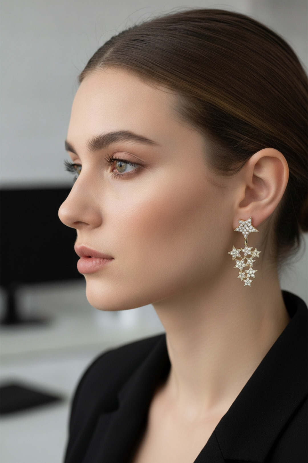 Tegan Yıldız Model Gold Renk Zirkon Taşlı Küpe TG27BKP11891