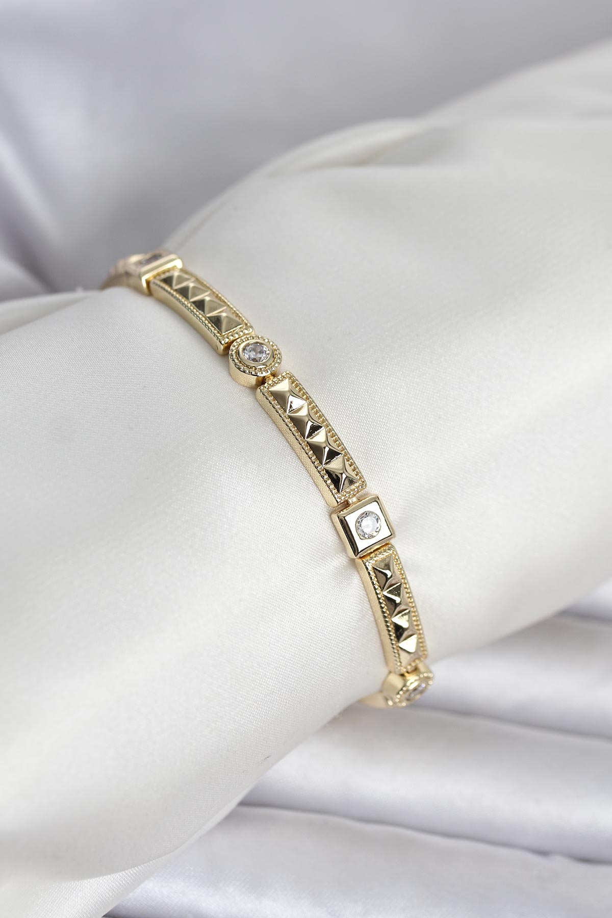 Tegan Xuping Punta Model Gold Renk Kadın Bileklik TG27BB8417