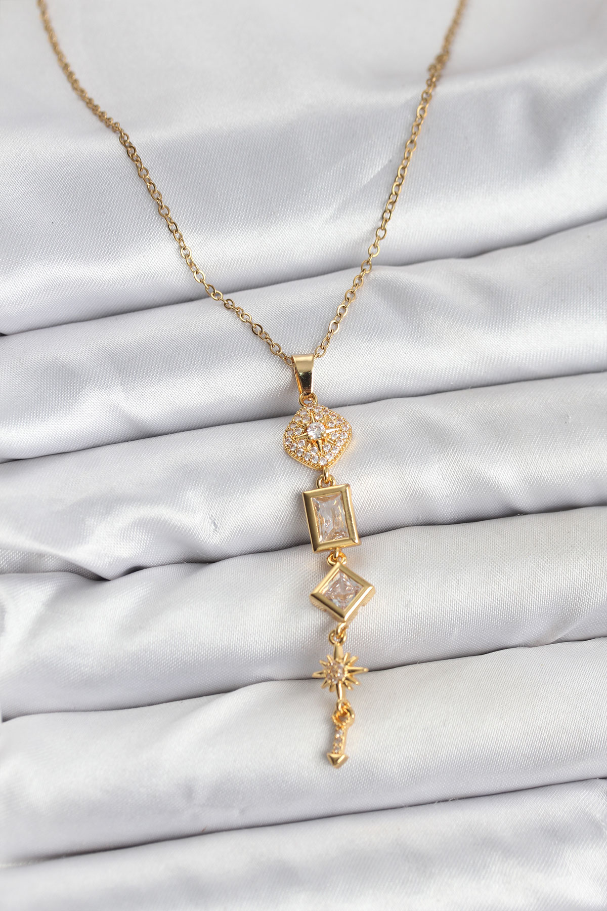 Tegan 316L Çelik Zincir Gold Renk Kutup Yıldızı Enerji Model Kadın Y Kolye TG27BKO10672