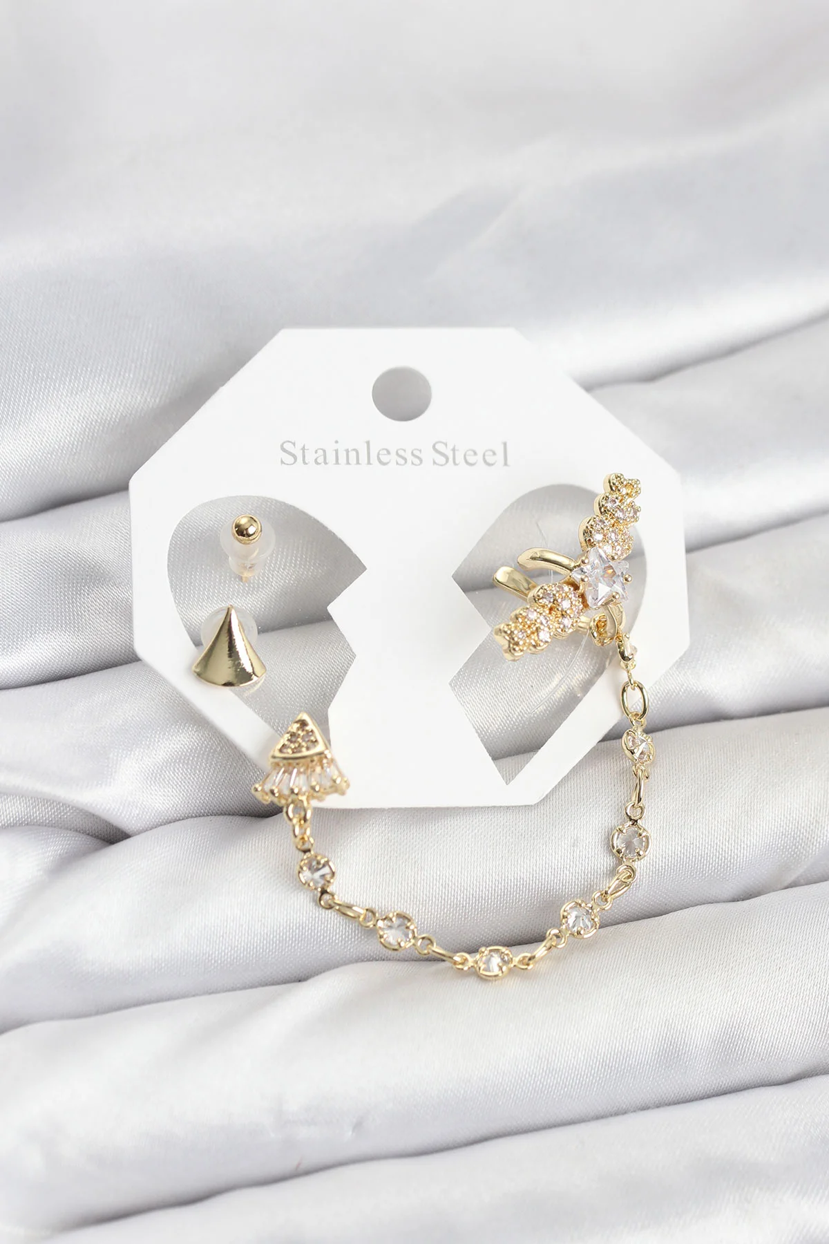 Tegan Pirinç Gold Renk Yıldızlı Model Zincir Bağlantılı Ear Cuff Küpe Seti TG27BKP11540