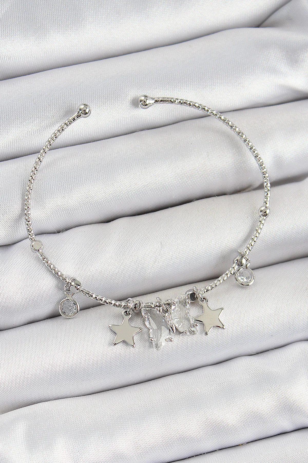 Tegan Pirinç Zirkon Taşlı Kelebek Ve Yıldız Model Gümüş Renk Charm Bileklik TG27BB7345