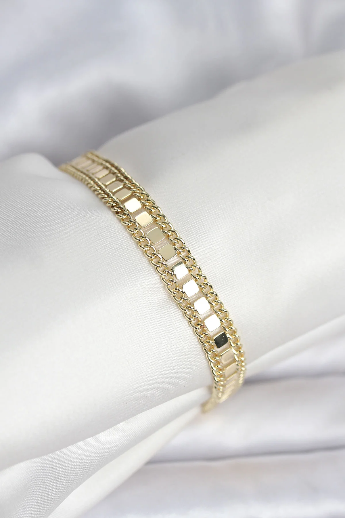 Tegan 316L Çelik Gold Renk Pullu Zincir Model Kadın Bileklik TG27BB8159