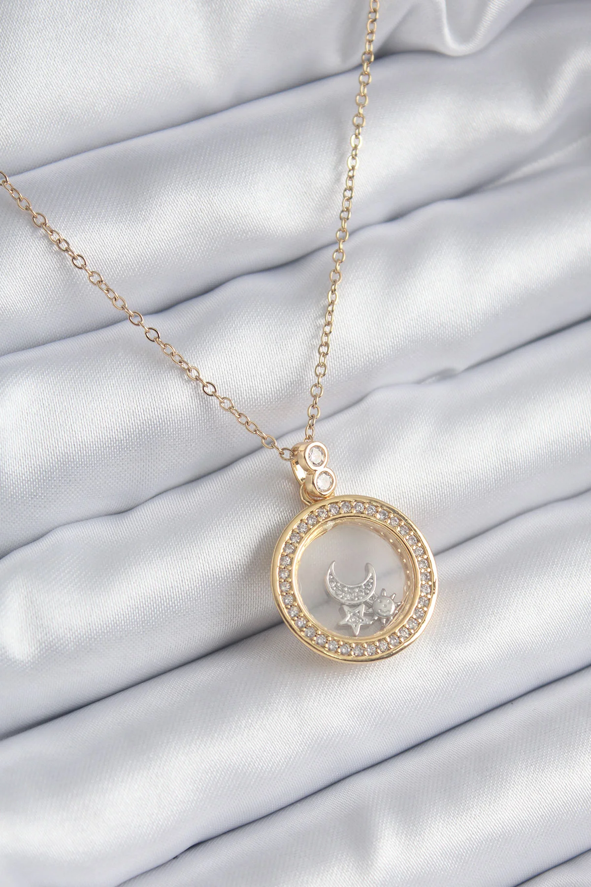 Tegan 316L Çelik Gold Renk Zirkon Taş Detay Ay Yıldız Fanus Model Kadın Kolye TG27BKO8194