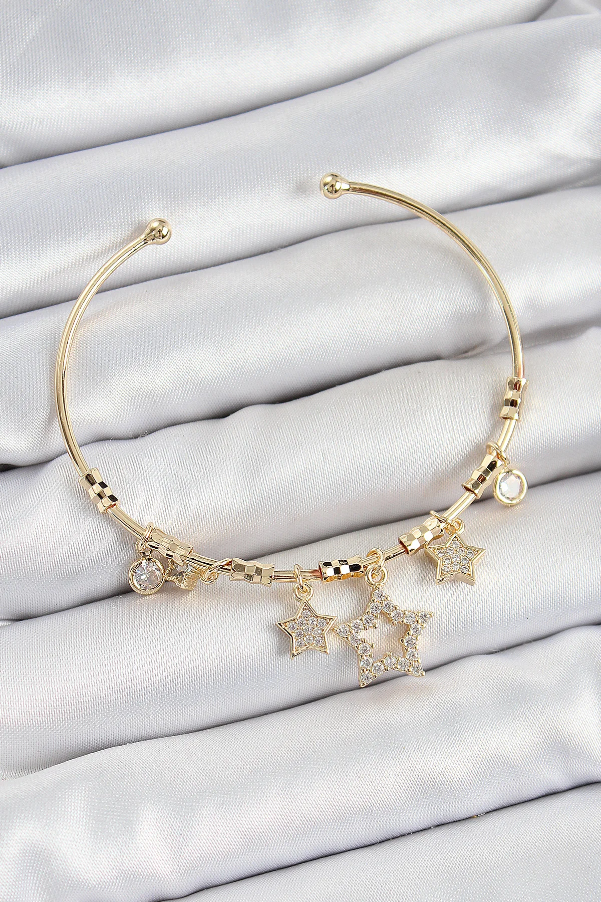 Tegan Pirinç Zirkon Taşlı Yıldız Model Gold Renk Charm Bileklik TG27BB7352