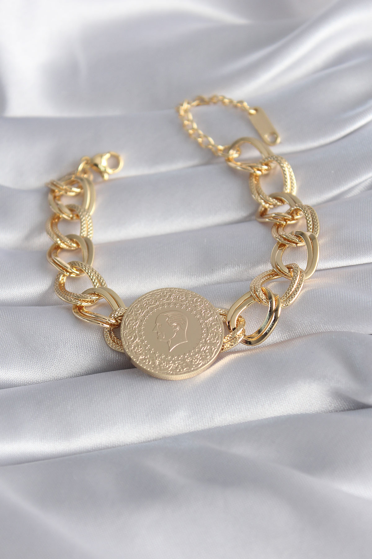 Tegan 316L Çelik Gold Renk Tam Altın Model Samanyolu Kadın Bileklik TG27BB5866