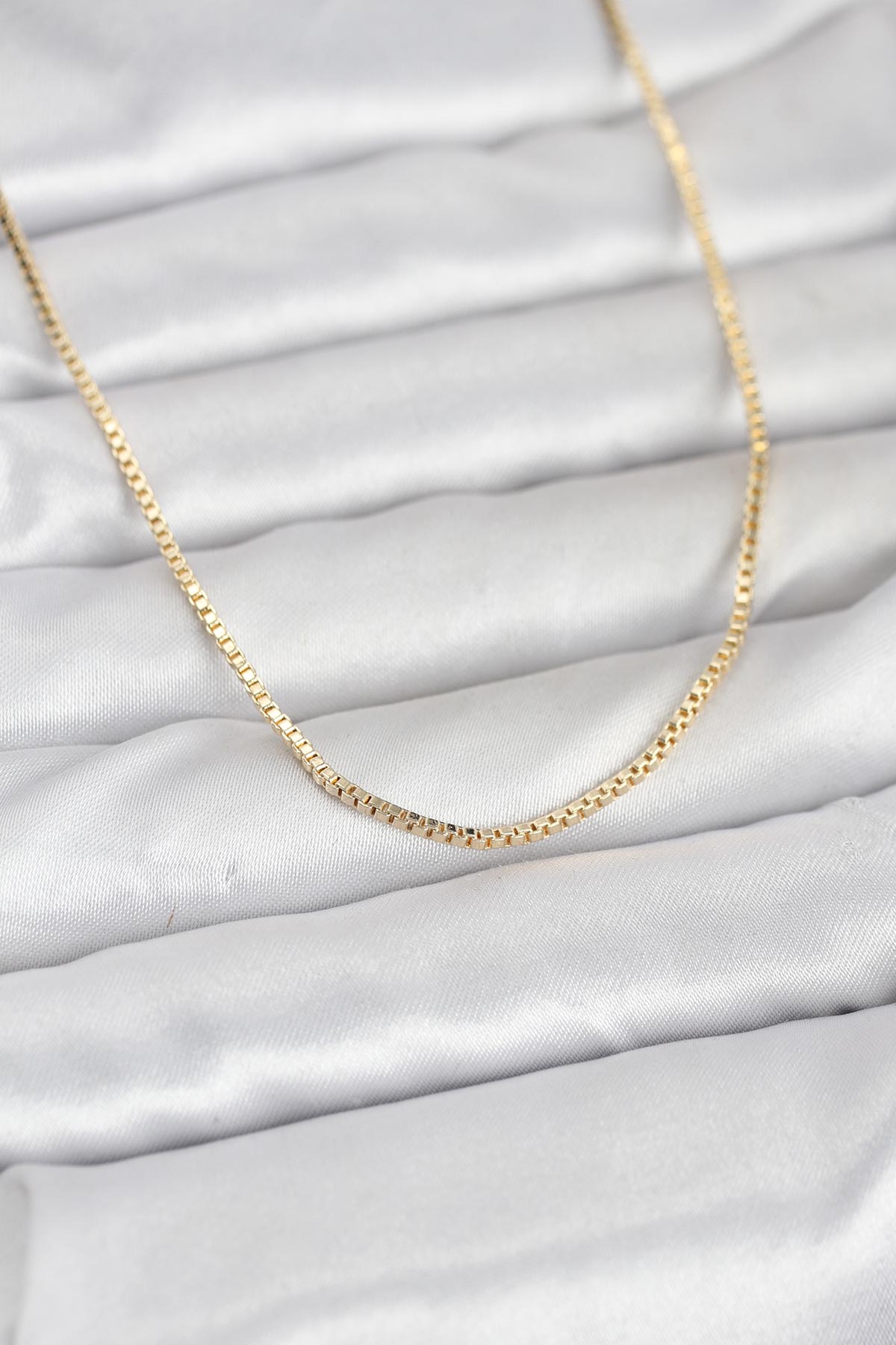 Tegan CM 14K Gold Renk Kare Zincirli Model 60 cm Kadın Kolye TG27BKO10941