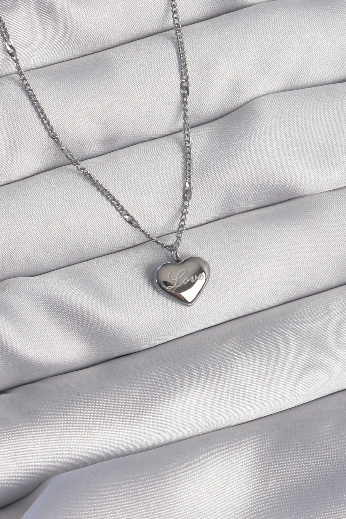 Tegan 316L Çelik Gümüş Renk Kalp Model Love Kolye TG27BKO8932