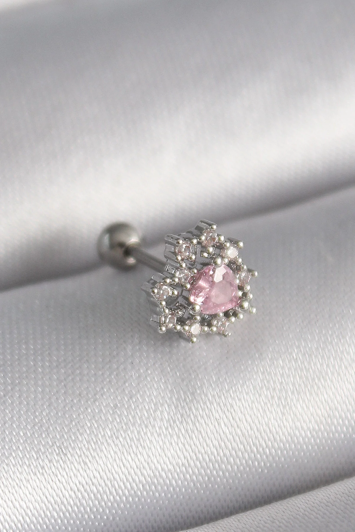 Tegan 316L Çelik Gümüş Renk Zirkon Taşlı Kalp Tragus Piercing TG27PR1243