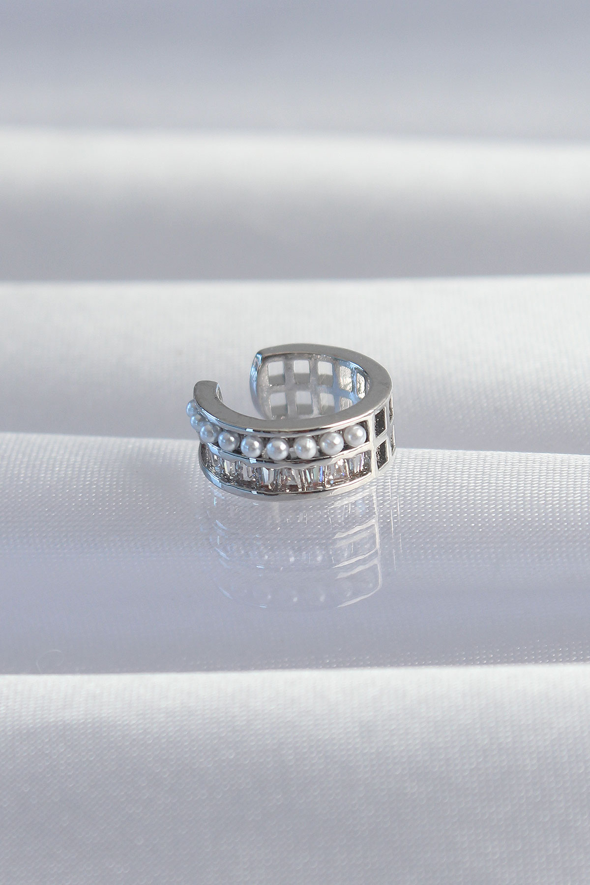 Tegan Pirinç Gümüş Renk İncili Baget Taşlı Earcuff Küpe TG27BKP9338