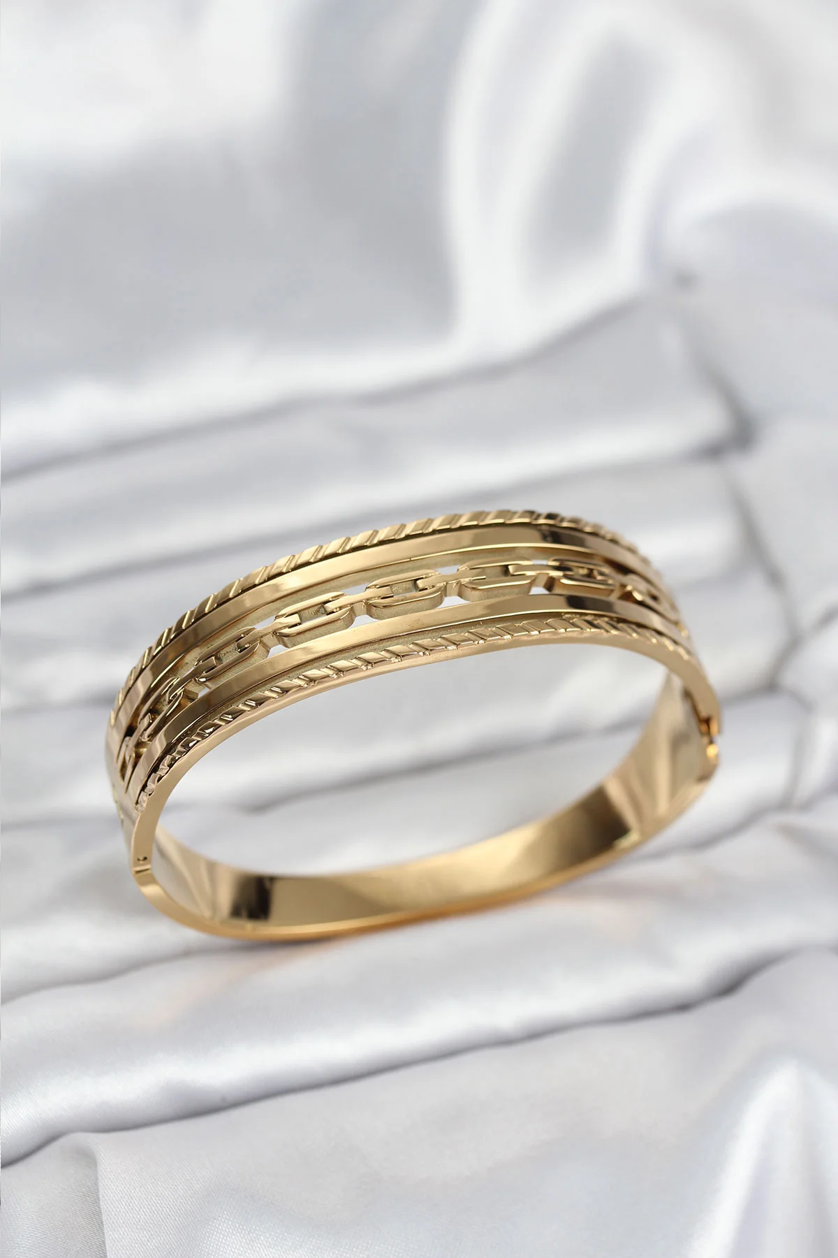 Tegan 316L Çelik Gold Renk Vintage Model Kadın Kelepçe Bileklik TG27BB8071