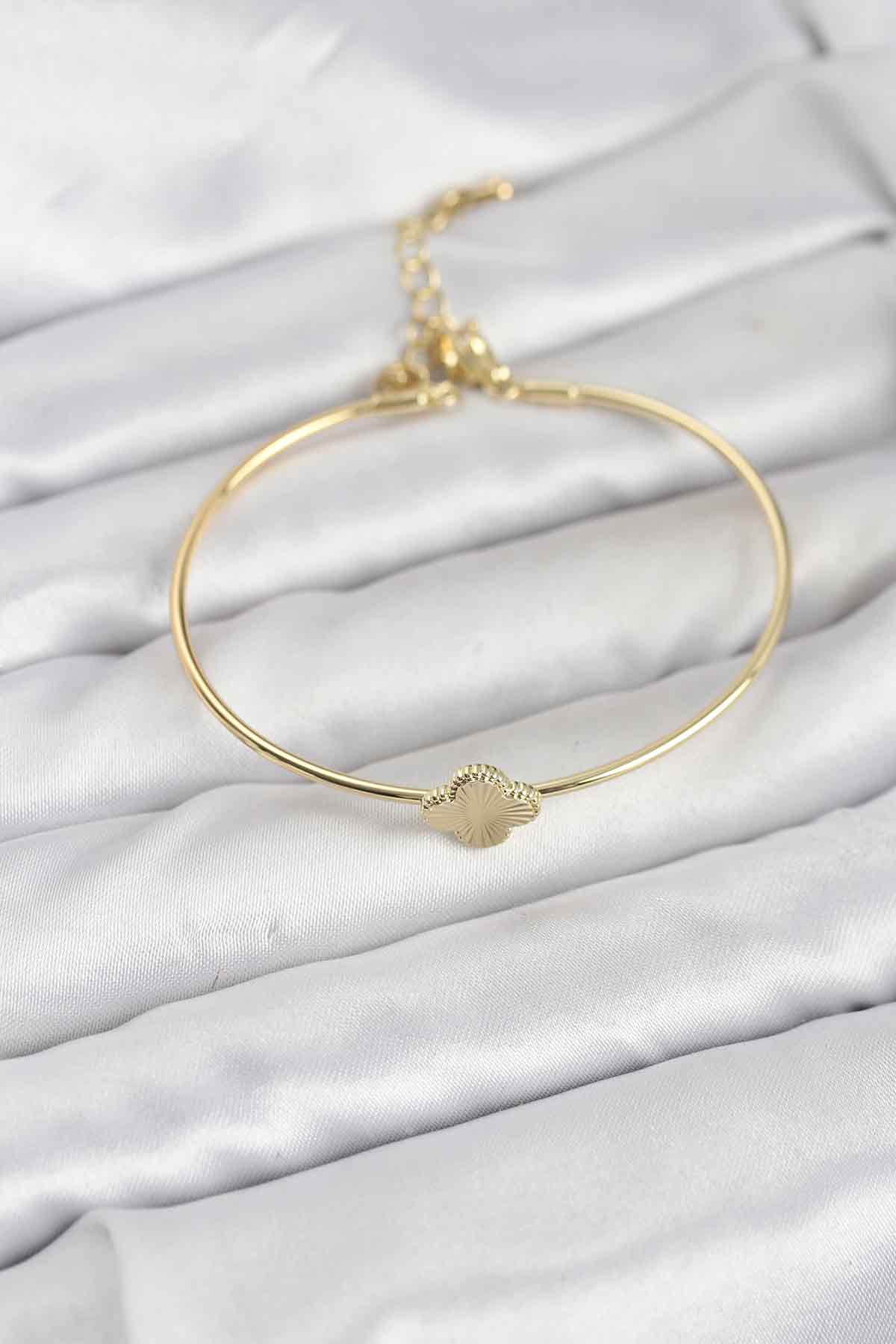 Tegan Yonca Model Gold Renk Kadın Bileklik TG27BB8232