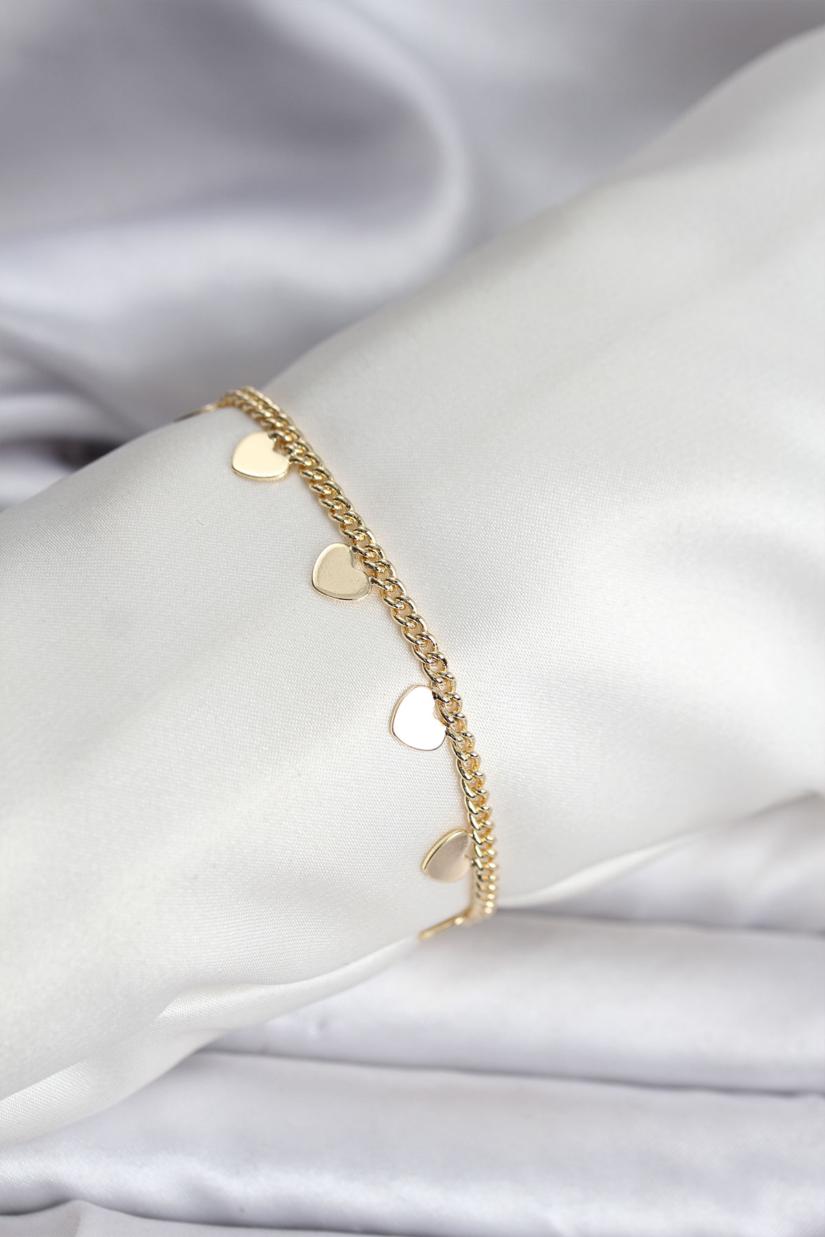 Tegan 14K Gold Renk Kaplama Kalpli Model CM Kadın Bileklik TG27BB8131