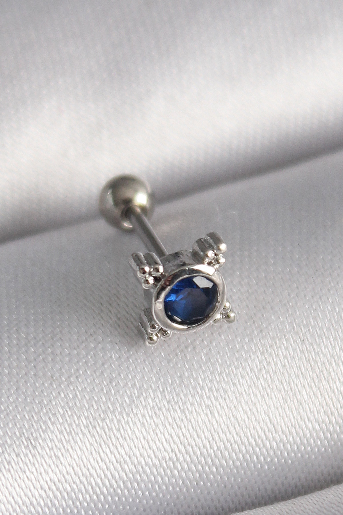 Tegan 316L Çelik Gümüş Renk Mavi Zirkon Taşlı Tragus Piercing TG27PR1285