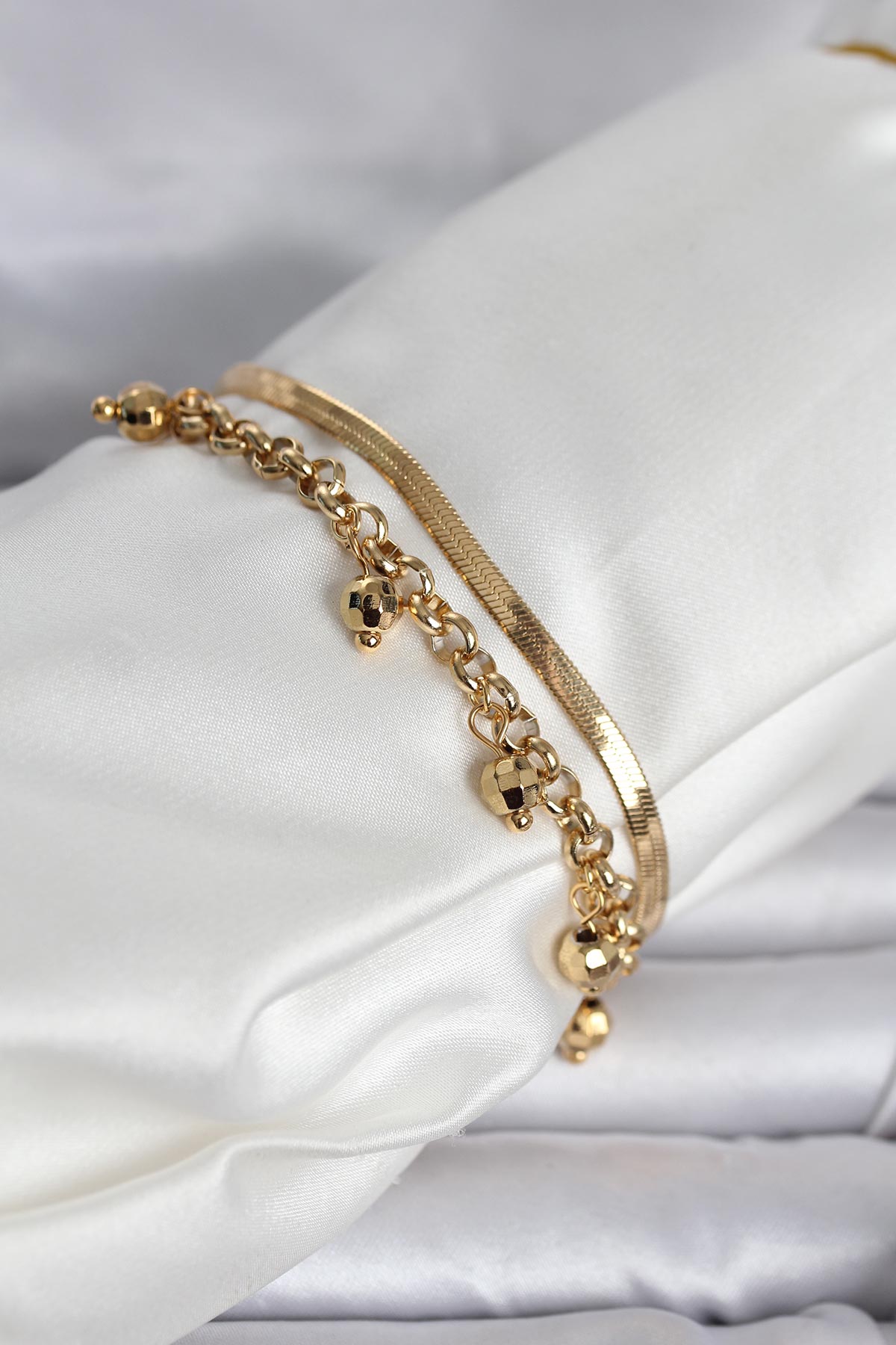 Tegan 316L Çelik Gold Renk Dorika ve İtalyan Zincirli Model Kadın Bileklik TG27BB8386