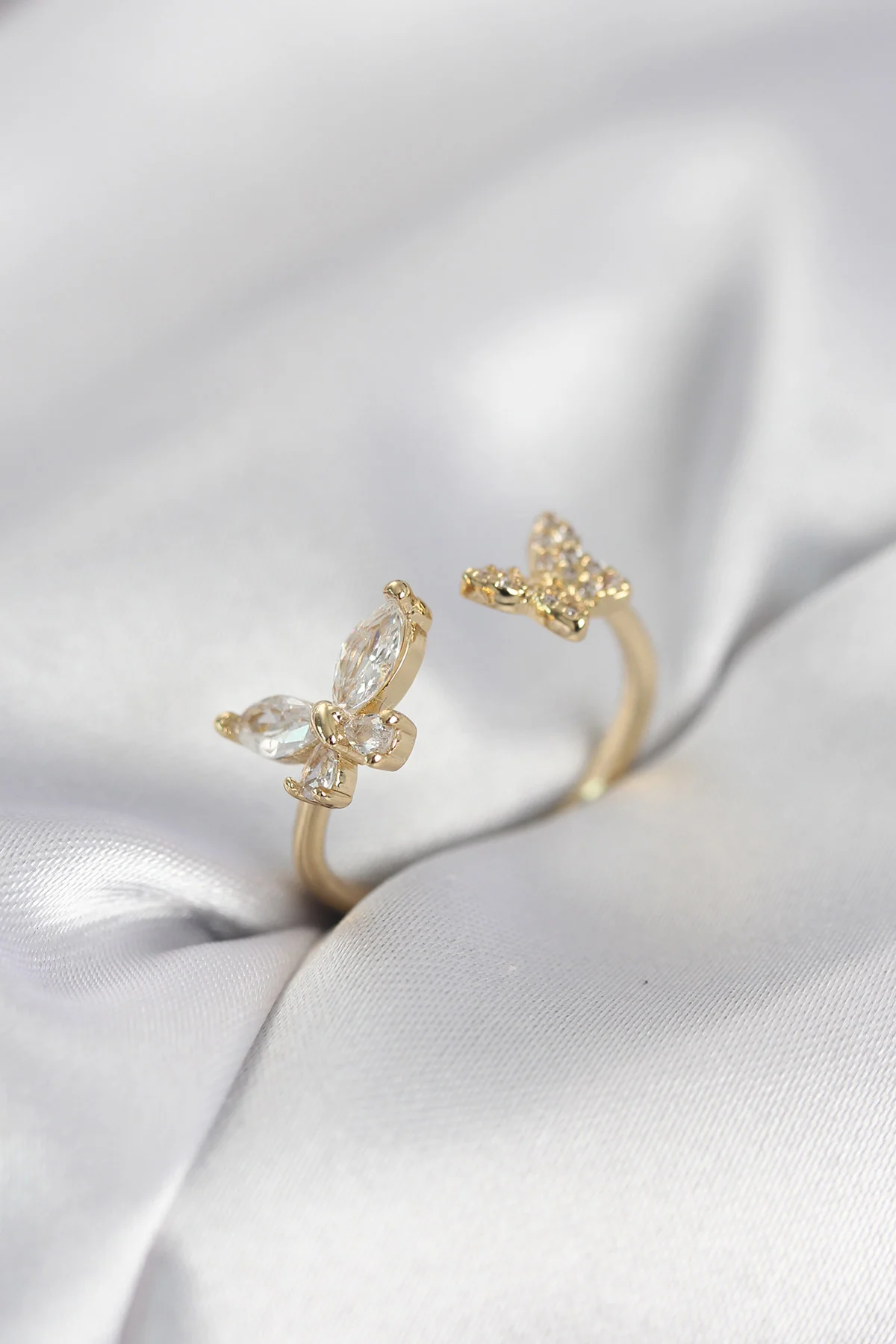 Tegan Kelebek Model Zirkon Taşlı Gold Renk Kadın Yüzük TG27BYK4078