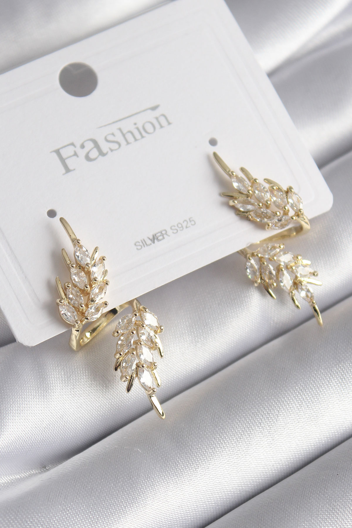 Tegan Pirinç Gold Renk Zirkon Taşlı Yaprak Model Kadın Küpe TG27BKP9945