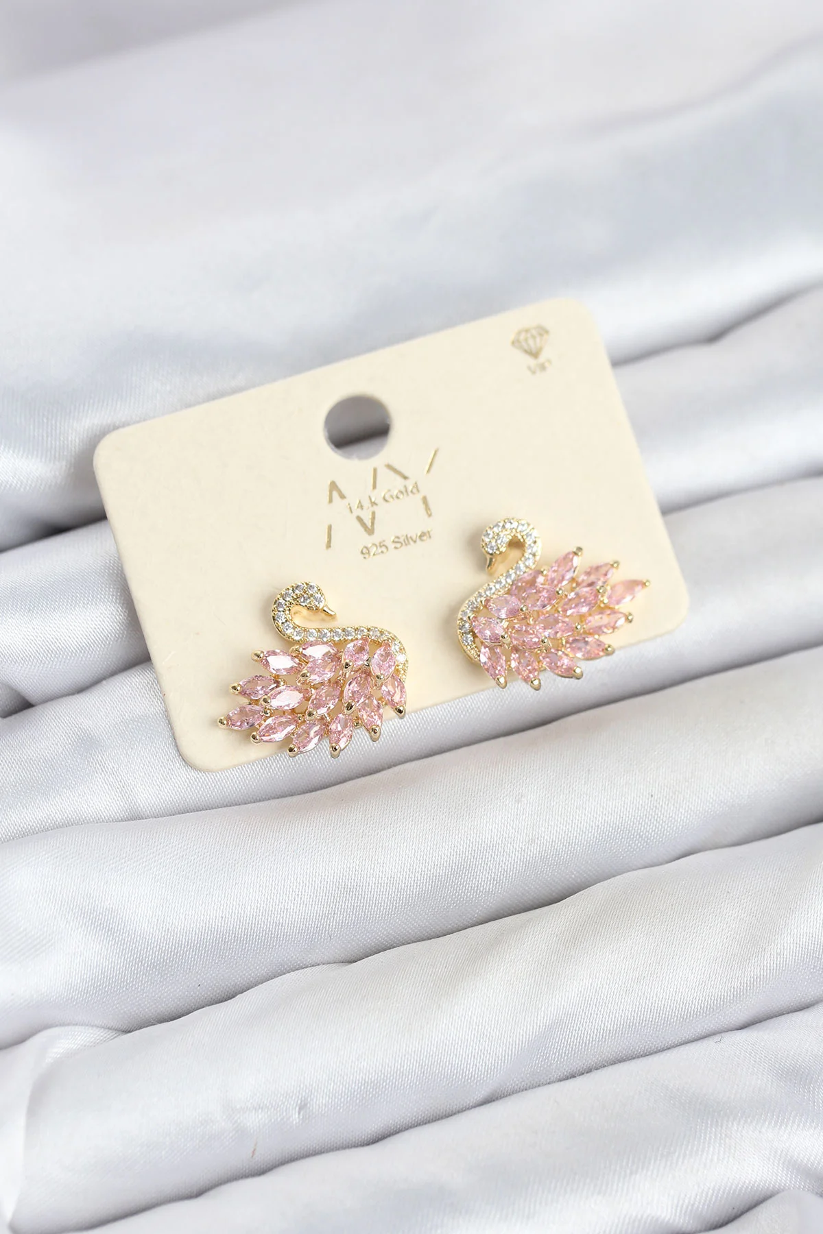 Tegan Pembe Zirkon Taşlı Gold Swan Kuğu Model Kadın Küpe TG27BKP11942