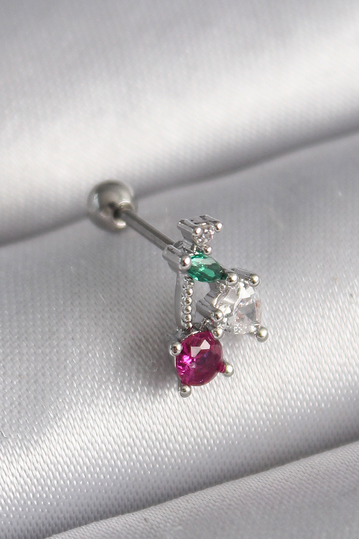 Tegan 316L Çelik Gümüş Renk Zirkon Taşlı Tragus Piercing TG27PR1349