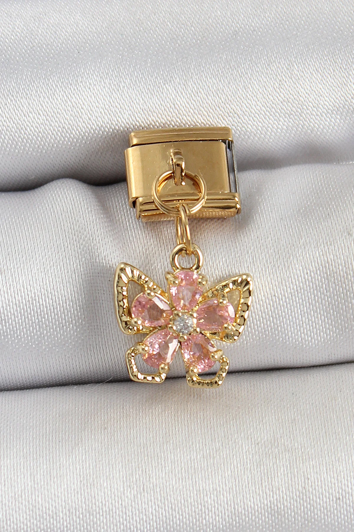 Tegan 316L Çelik Sallantılı Zirkon Taşlı Çiçek Figürlü Kelebek Model Gold Renk Nomination Charm TG27BC1419