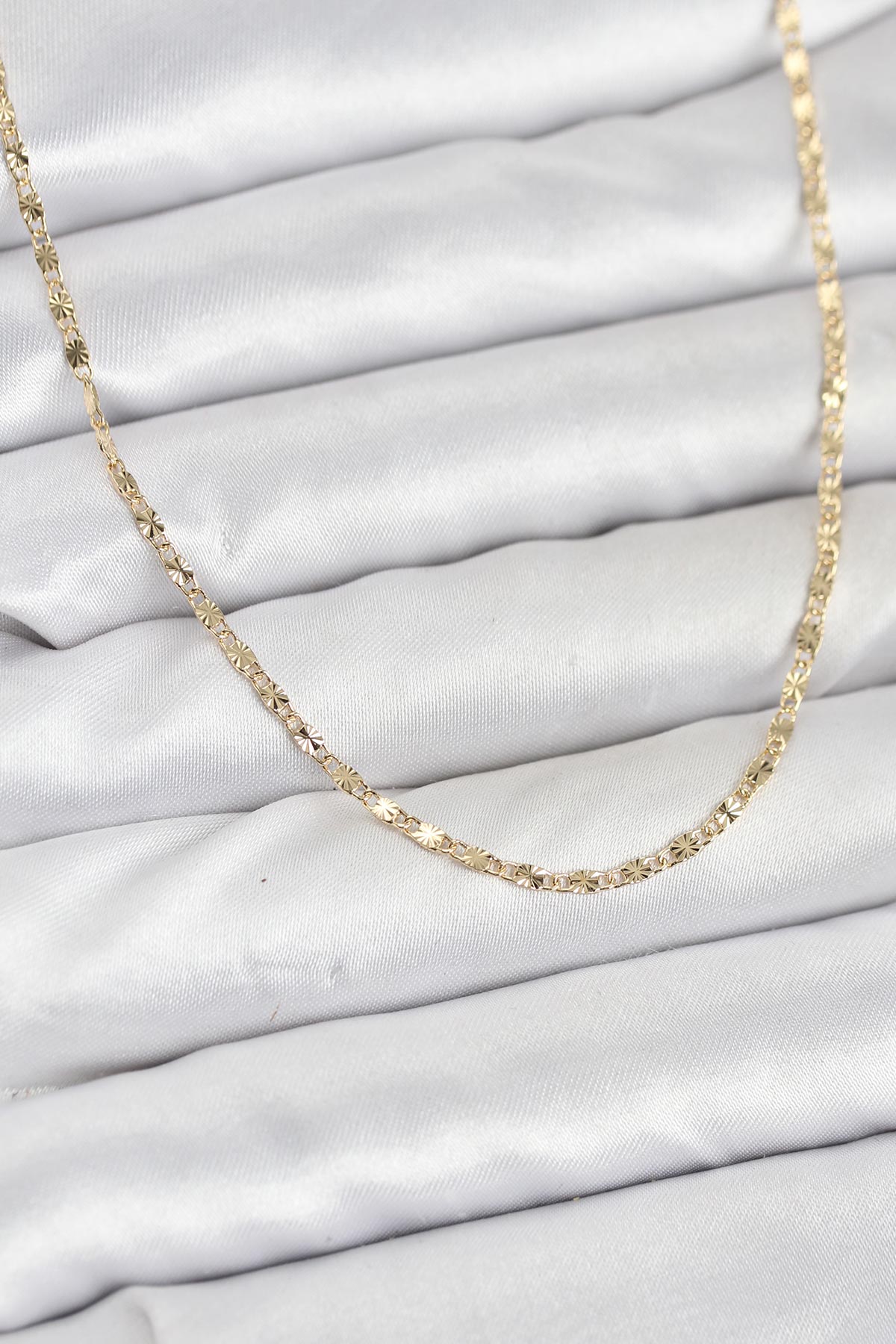 Tegan CM 14K Gold Renk Lazer İnce Zincirli Kadın Kolye TG27BKO10926