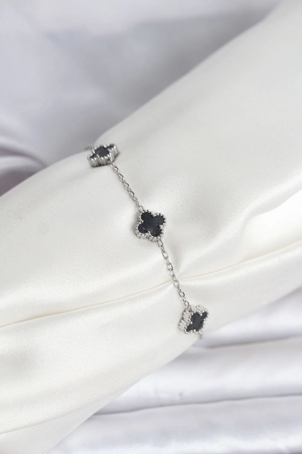 Tegan 316L Çelik Gümüş Renk Siyah Baby Boy Yonca Bileklik TG27BB8084