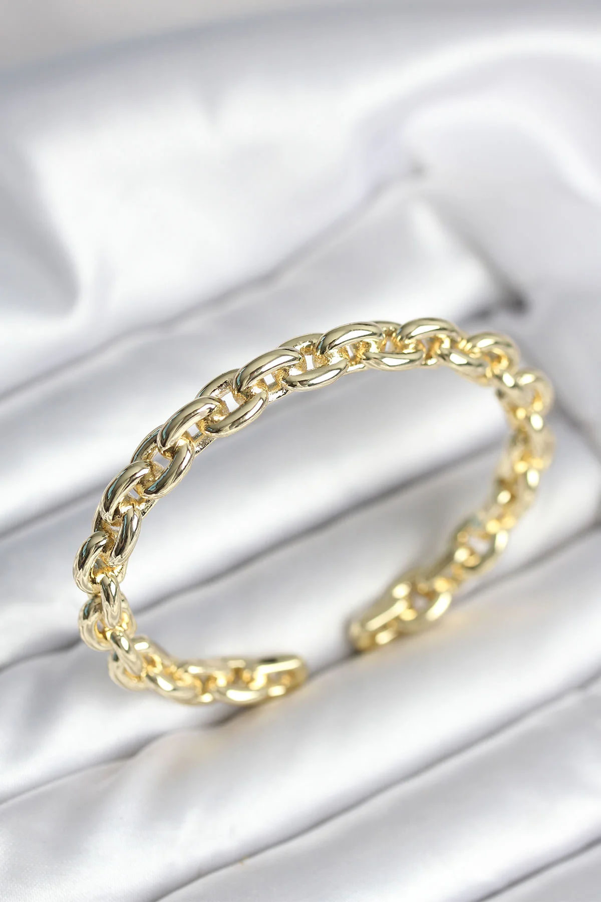 Tegan Zincir Model Gold Renk Pirinç Kadın Bileklik TG27BB8016
