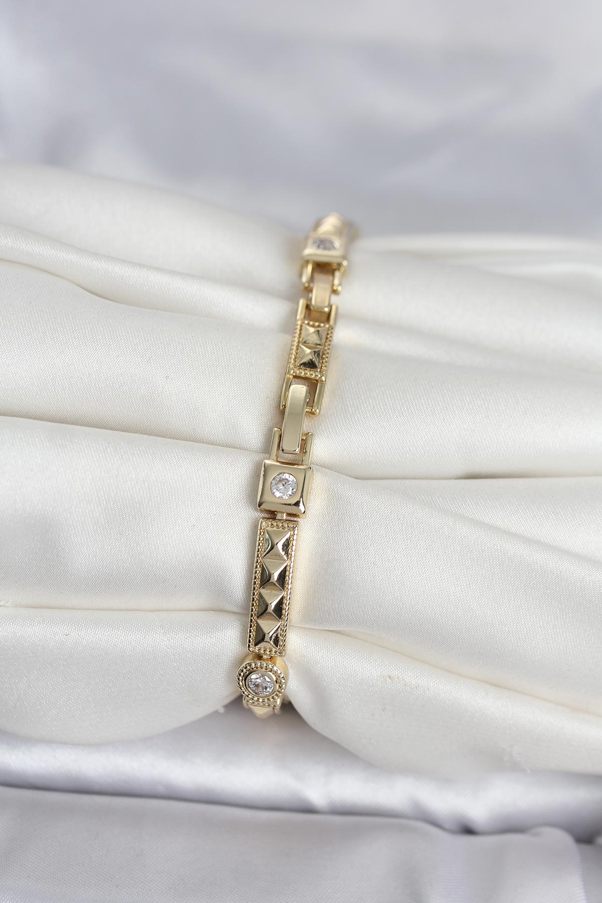 Tegan Xuping Punta Model Gold Renk Kadın Bileklik TG27BB8417