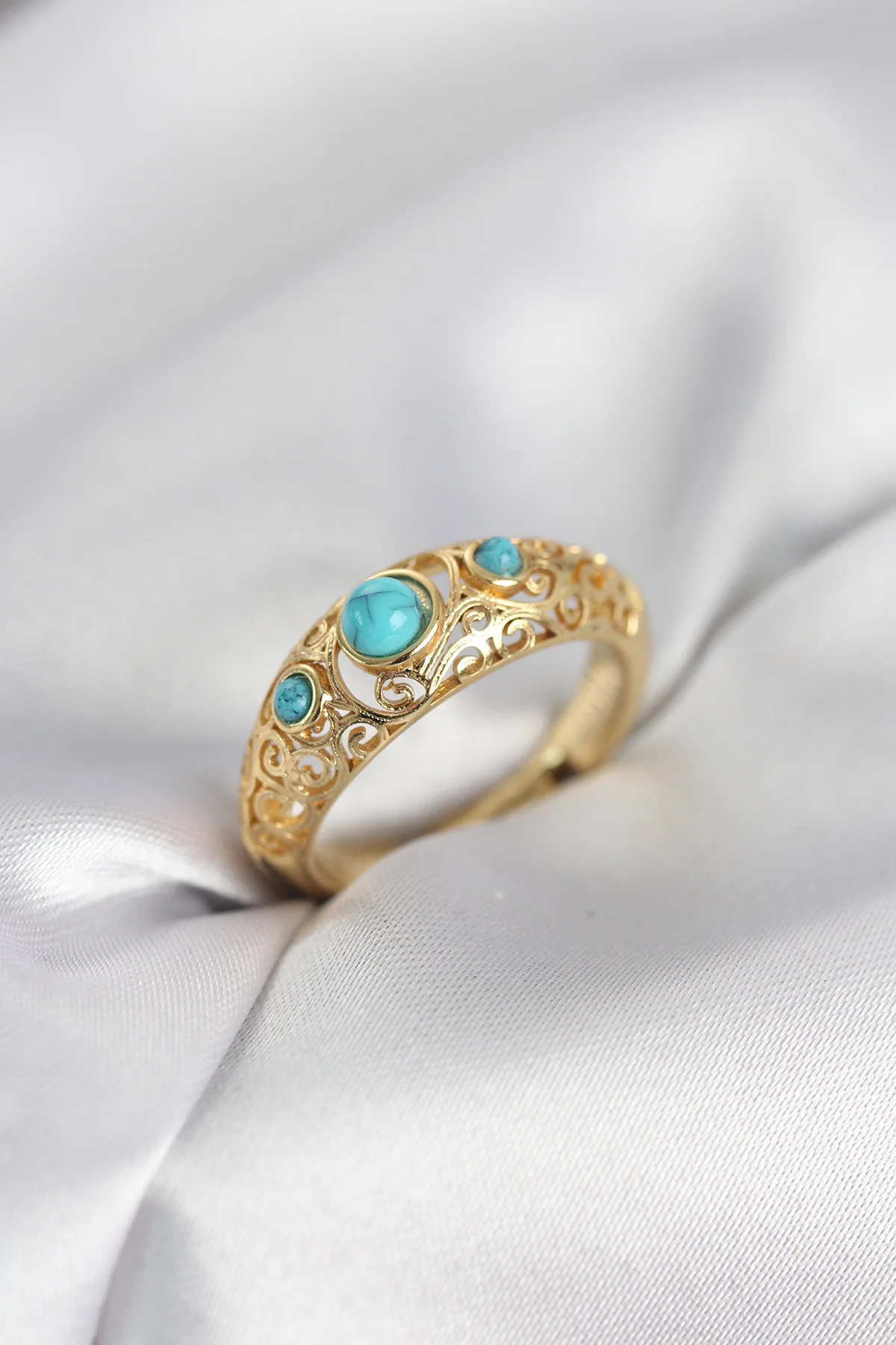 Tegan Vintage Model Mavi Taşlı Gold Renk Kadın Yüzük TG27BYK4149