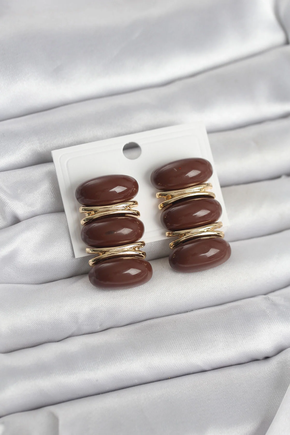 Tegan Kahverengi Vintage Model Gold Renk Kadın Küpe TG27BKP11677