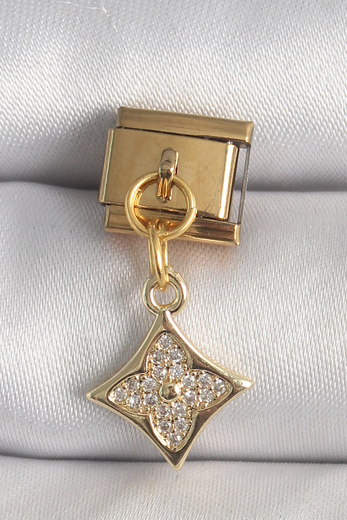 Tegan 316L Çelik Gold Renk Sallantı Zirkon Taşlı Çiçek İşlemeli Nomination Charm TG27BC1355