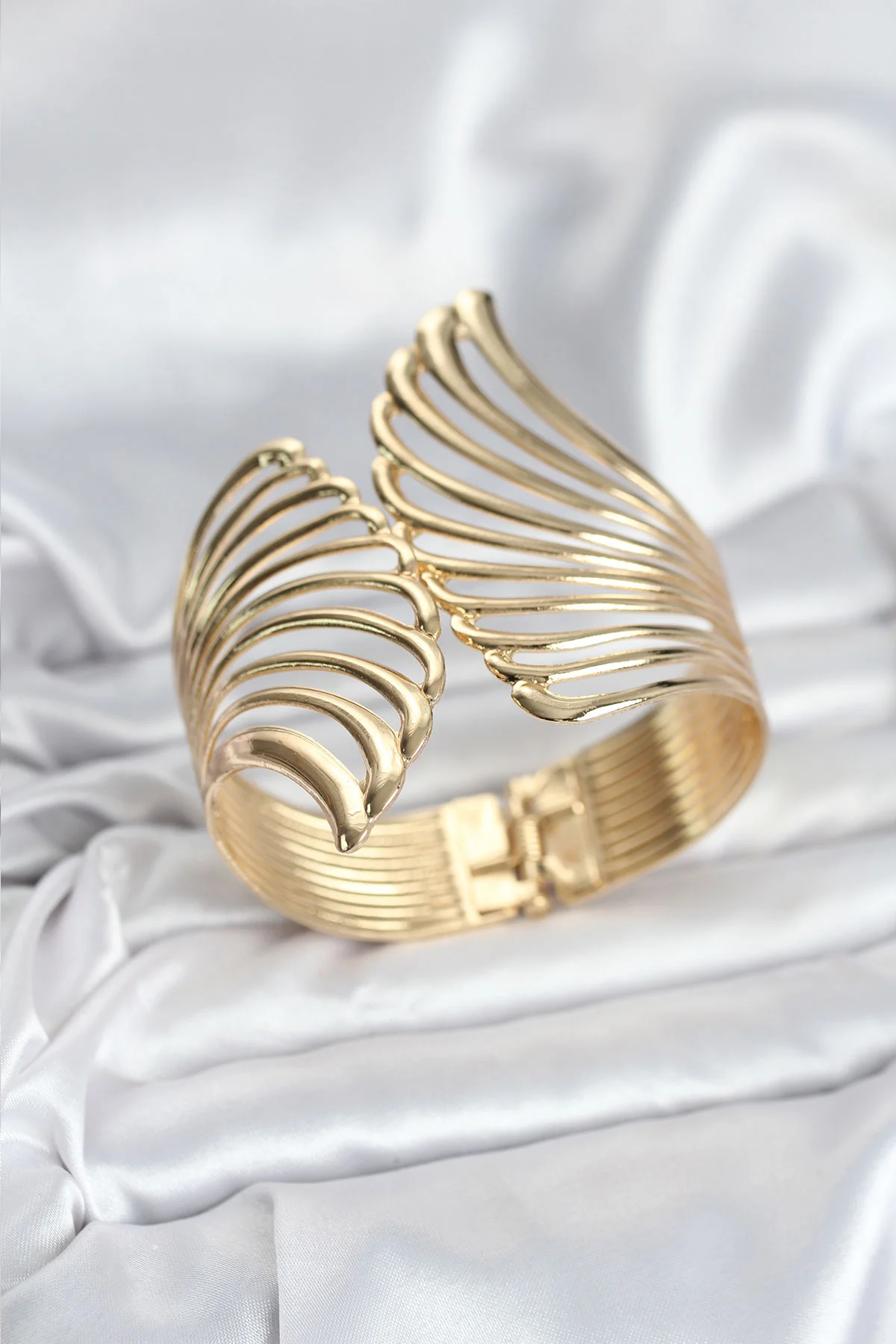 Tegan Pirinç Gold Renk Vintage Kadın Bileklik TG27BB8059