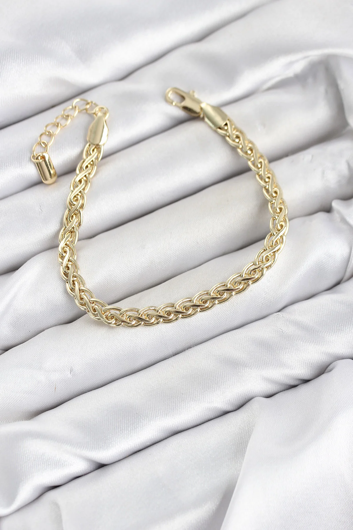 Tegan CM Singapur Zincir Model Gold Renk Pirinç Kadın Bileklik TG27BB8593