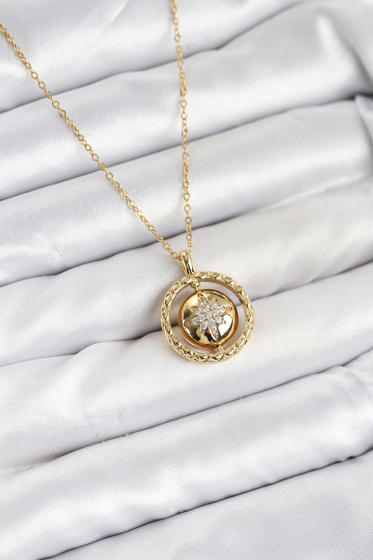Tegan 316L Çelik Zincir Gold Renk Kutup Yıldızı Model Kadın Kolye TG27BKO11090