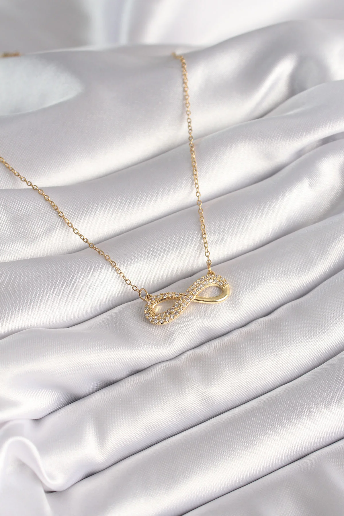 Tegan 316L Çelik Gold Renk Zincir Zirkon Taşlı Sonsuzluk Model Kadın Kolye TG27BKO8410