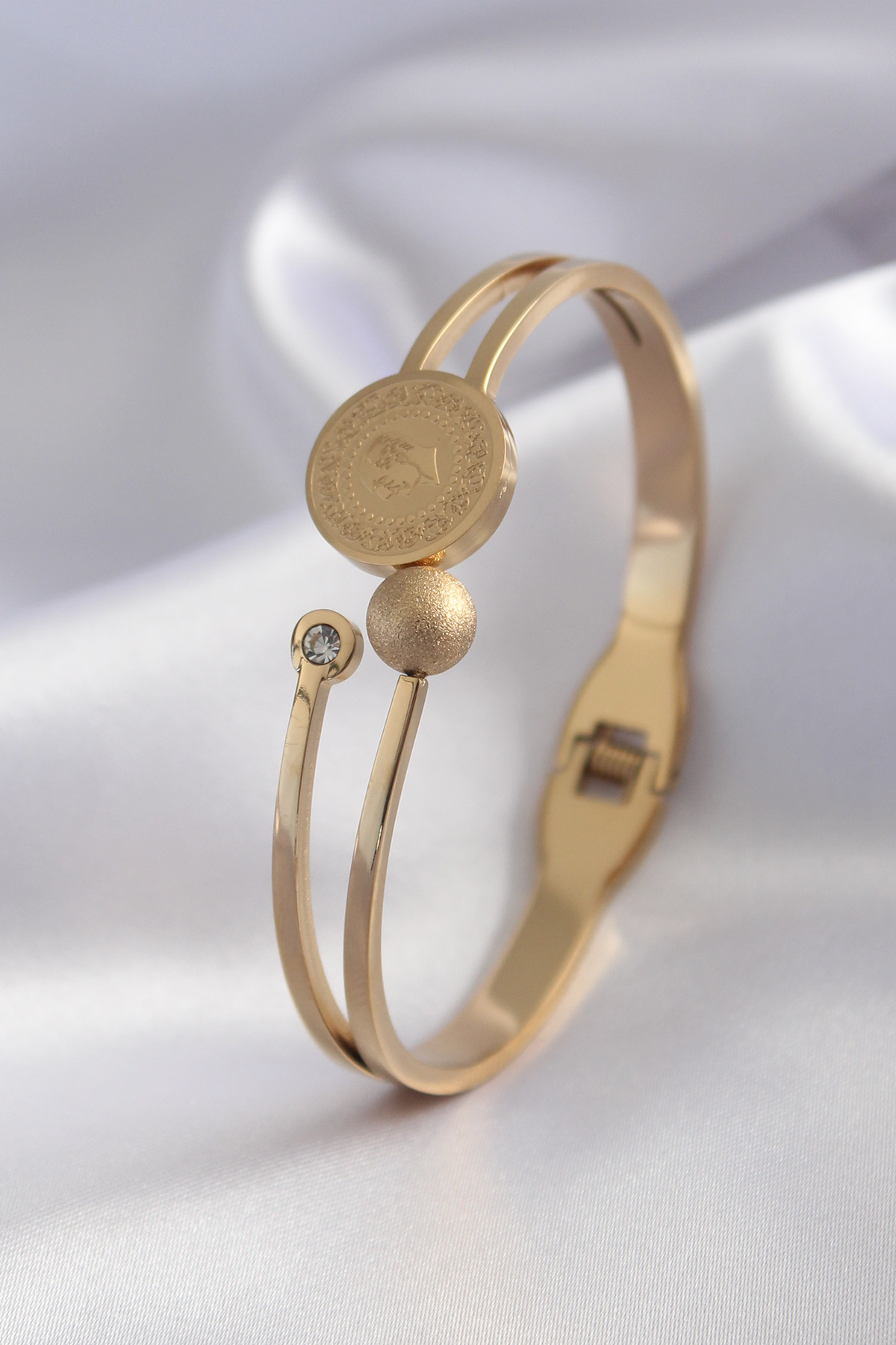 Tegan 316L Çelik Gold Renk Çeyrek Altın Zirkon Taş Detay Kadın Kelepçe TG27BB5152