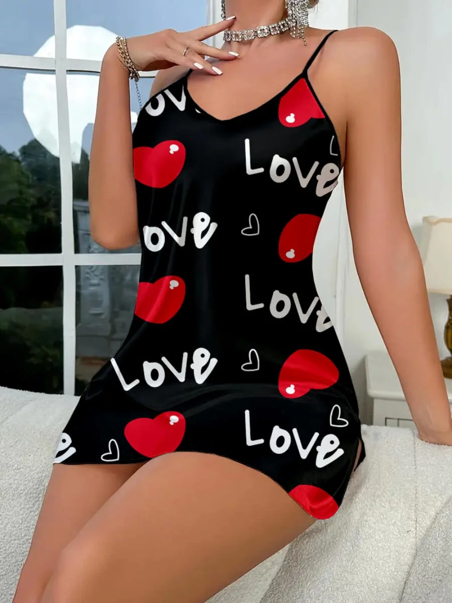 Tegan Love Desenli Siyah Saten Gecelik