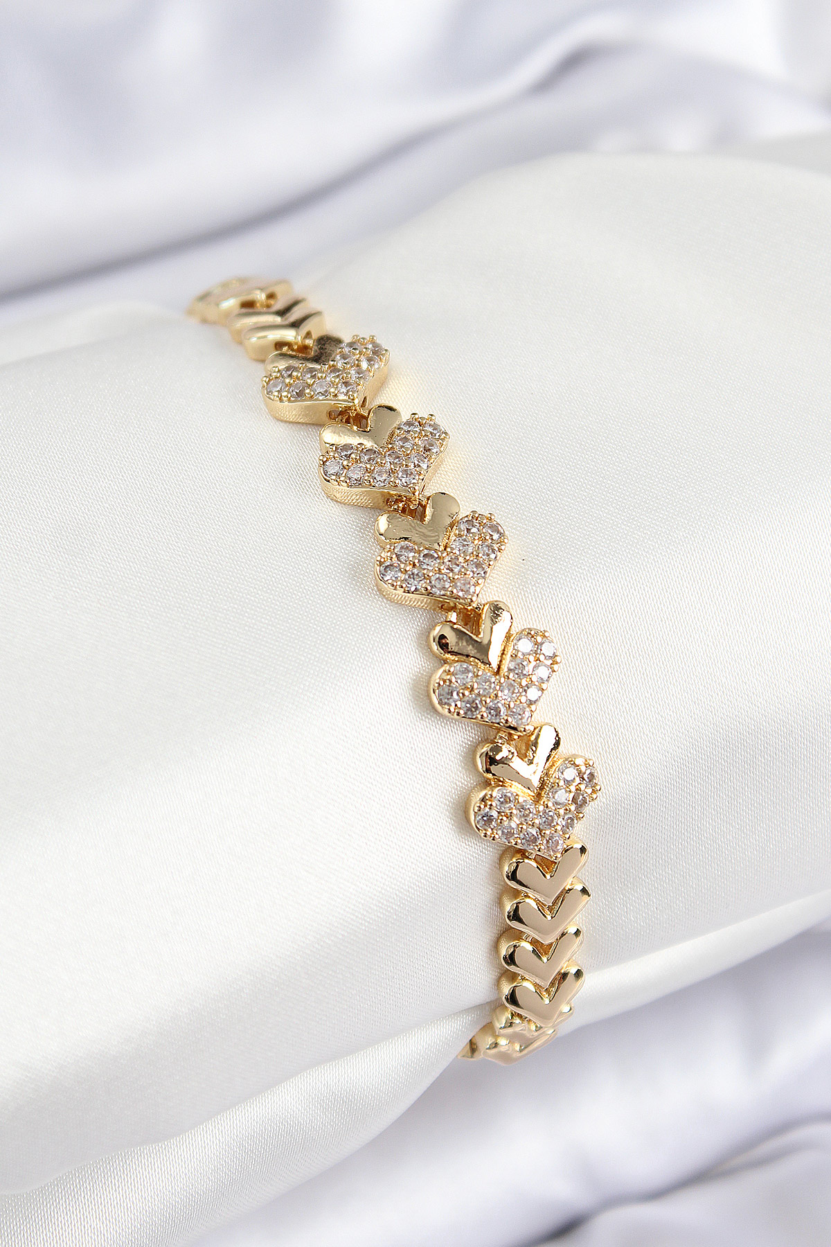 Tegan Pirinç Zirkon Taşlı Kalp Model Gold Renk Kadın Bileklik TG27BB7901