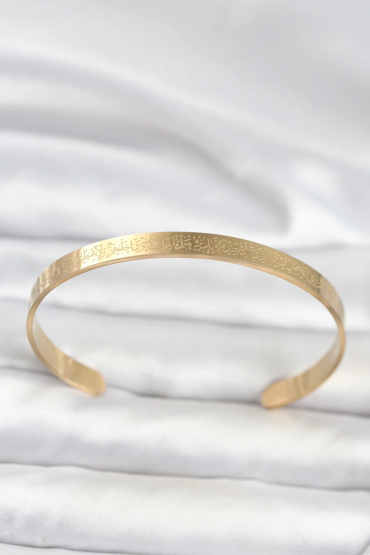 Tegan 316L Çelik Gold Renk Ayetel Kürsi Yazılı Bileklik TG27BB8370