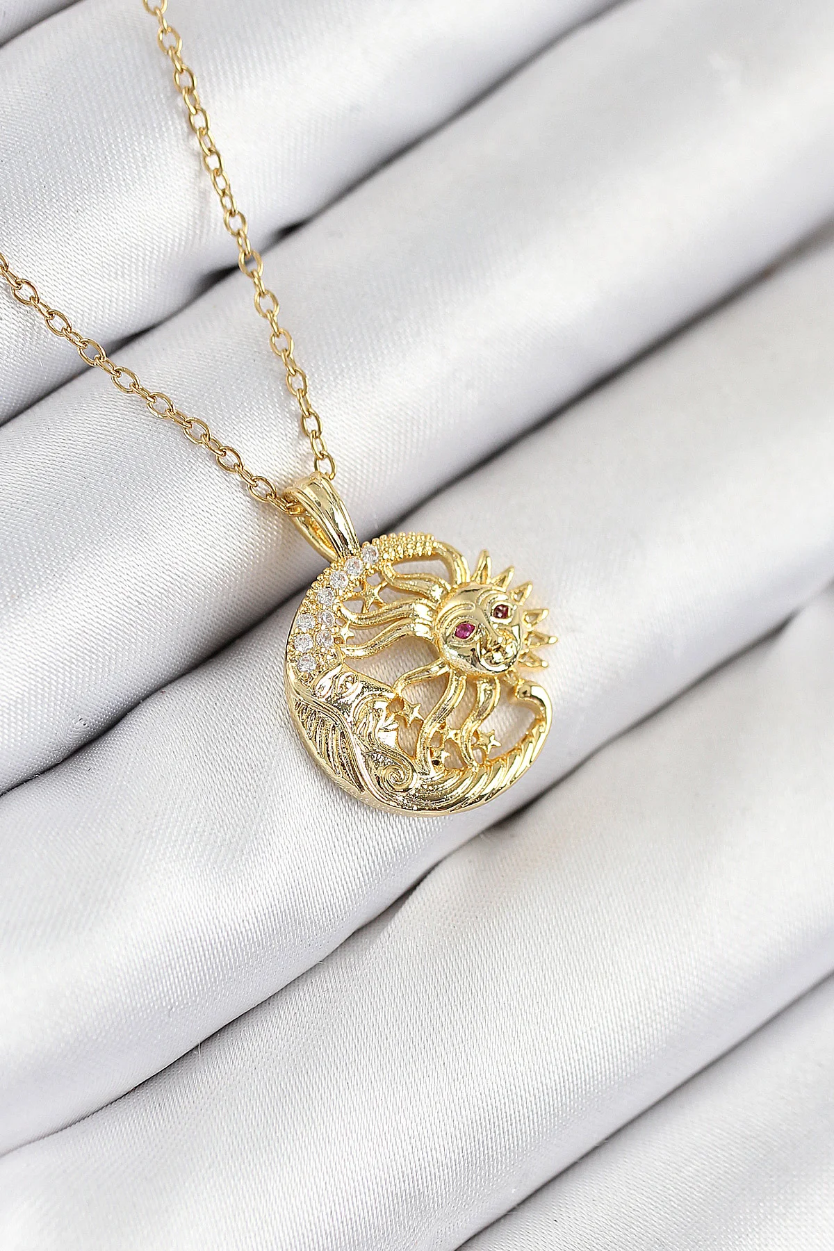 Tegan 316L Çelik Zirkon Taşlı Ay Ve Güneş Model Gold Renk Kadın Kolye TG27BKO10539