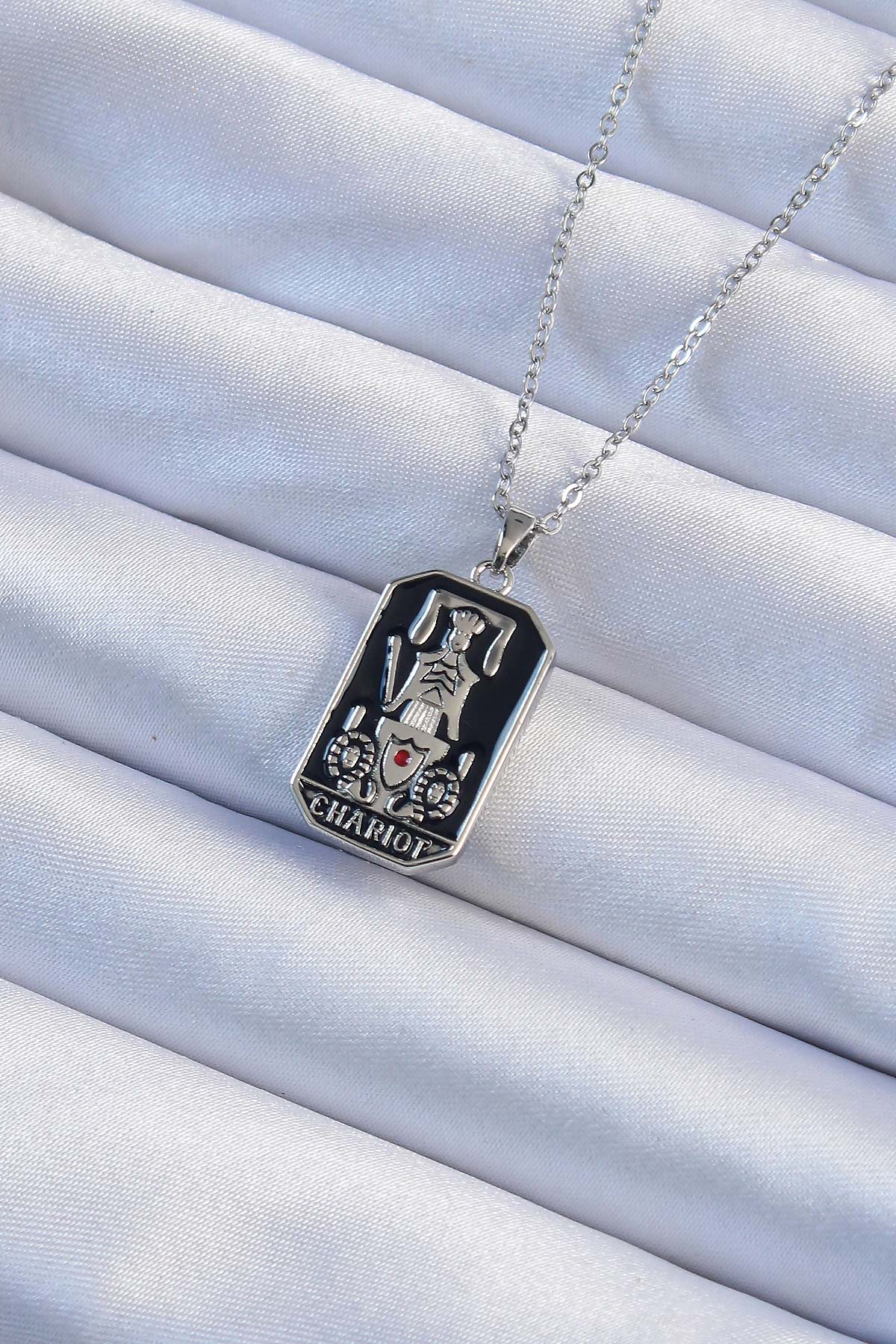 Tegan 316L Çelik Zincir Gümüş Renk Siyah Mineli Tarot Kolye TG27BKO9246