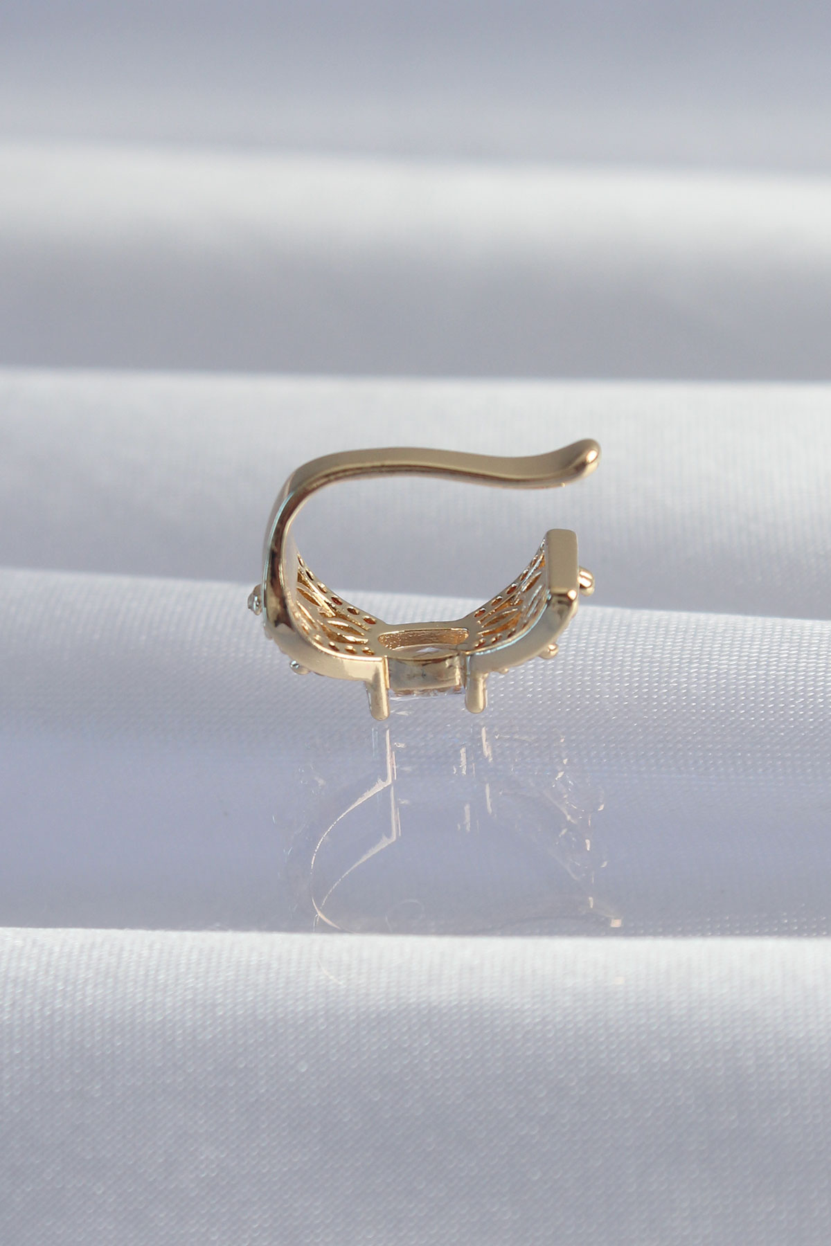 Tegan Pirinç Gold Renk Zirkon Taş Kaplama Earcuff Küpe TG27BKP9337