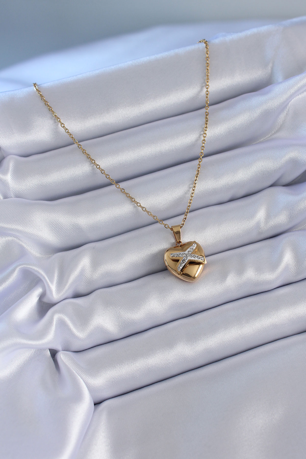 Tegan 316L Çelik Gold Renk Zirkon Detay Kalp Model Kadın Kolye TG27BKO7626