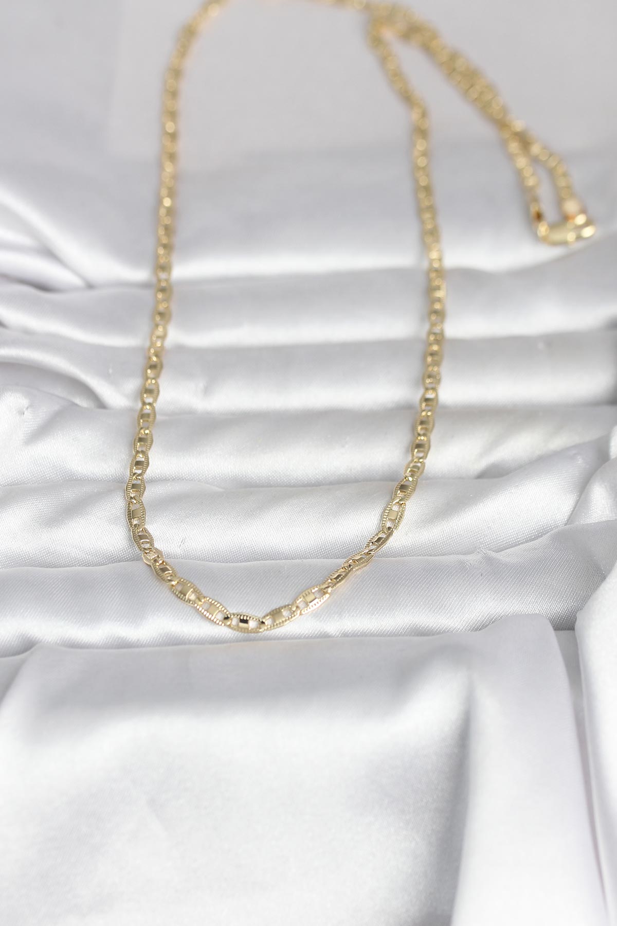 Tegan CM 14K Gold Renk Lazer Kesim Zincirli Model 60 cm Kadın Kolye TG27BKO10981