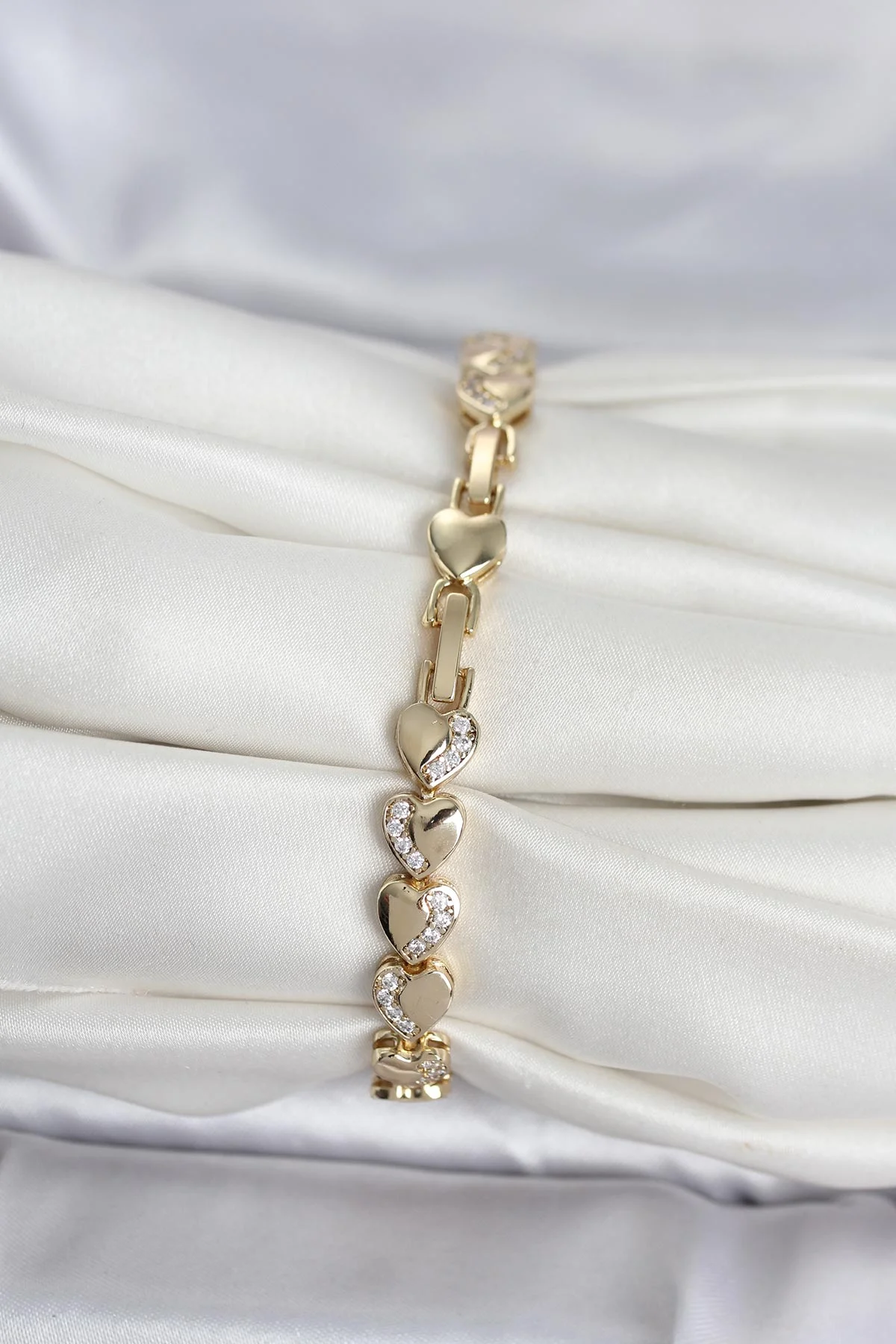 Tegan Xuping Kalp Model Gold Renk Kadın Bileklik TG27BB8436